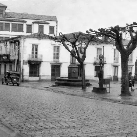 Restaurante Nogallas 호텔