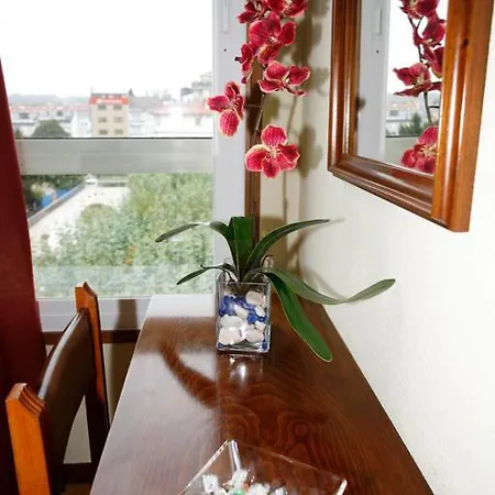 Hotel Restaurante Nogallas 2*